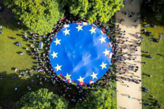 <strong>欧盟拟扩大碳边境税征收范围 汽</strong>